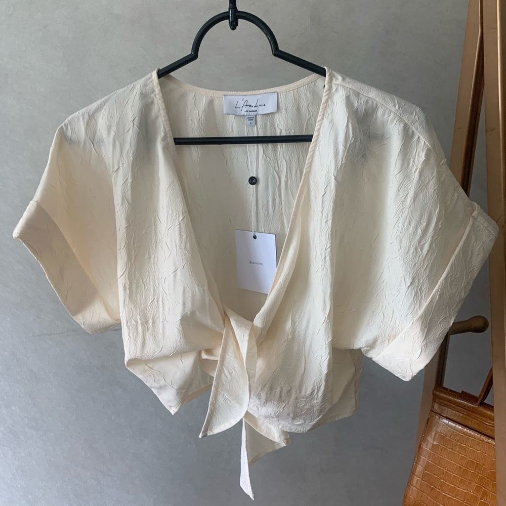 L’Academi tie top crop top NWT